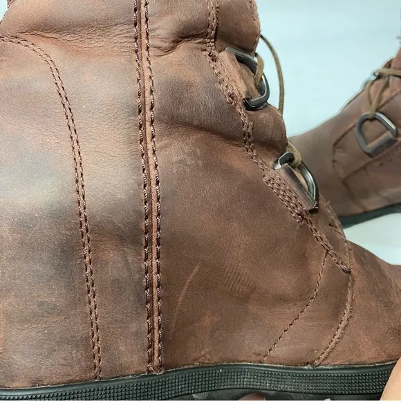 Sorel Joan of Arctic II Cattail Brown Leather Lace Up Wedge Boots, size 5.5