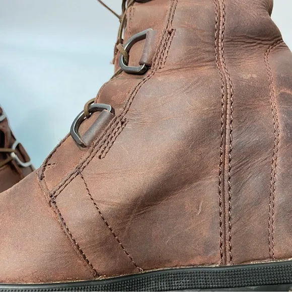 Sorel Joan of Arctic II Cattail Brown Leather Lace Up Wedge Boots, size 5.5