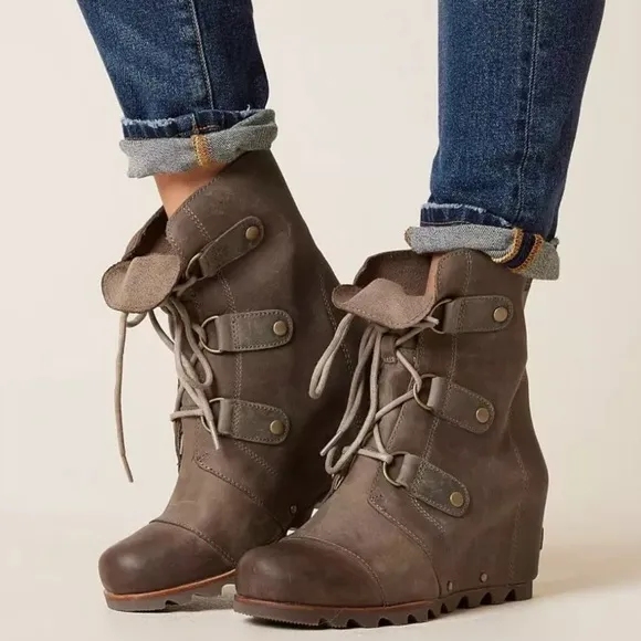 Sorel Joan of Arctic Leather Wedge Boot Tobacco Brown Leather Lace-Up Size 6.5