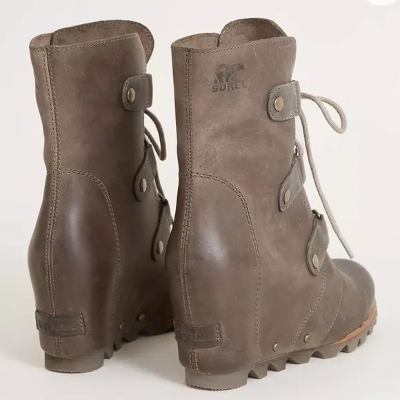 Sorel Joan of Arctic Leather Wedge Boot Tobacco Brown Leather Lace-Up Size 6.5