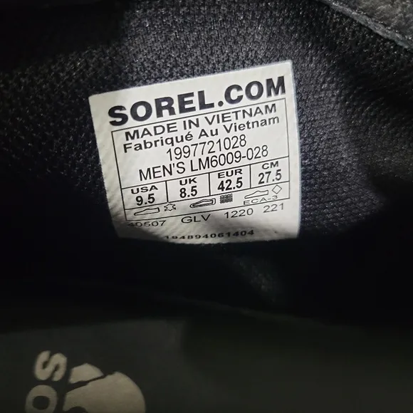 Sorel Kezar Waterproof Grey boots, Size 9.5