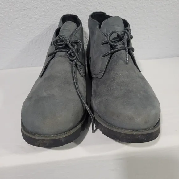 Sorel Kezar Waterproof Grey boots, Size 9.5