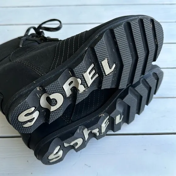 Sorel Lexie Wedge Boot Black Leather size 9