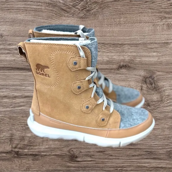 Sorel NWB Size 9 Explorer Next Joan WP in Tawny Buff , moonstone boots