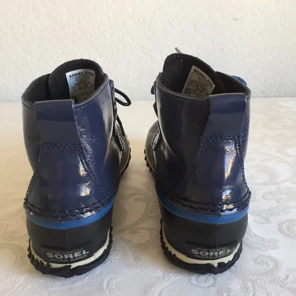Sorel Out N About Plus Boots. Navy