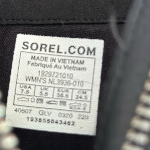 Sorel Rain Boots Harlow Zip Waterproof Black Shiny Patent Ankle Booties Size 7.5