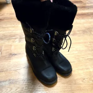 Sorel Vintage Tall Faux Fur  Black Leather Winter  Lace Up Boots 9.5