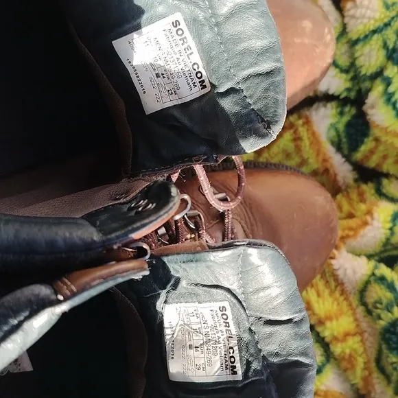 Sorel waterproof Brown and grey leather size 11