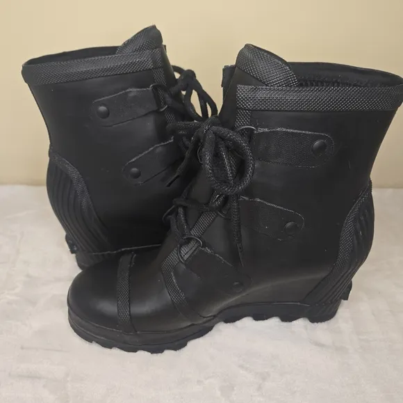 Sorel Women's Joan Rain Wedge Size 9