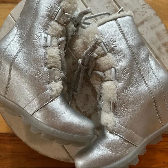 Sorel x Disney Frozen Joan of Arctic Wedge