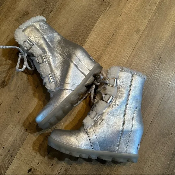 Sorel x Disney Frozen Joan of Arctic Wedge