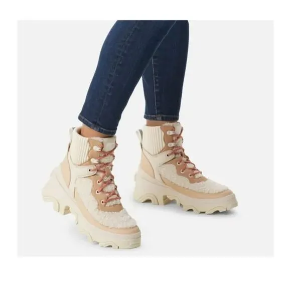 Sorel Brex Cozy Lace Up Womens Boots White Low(1-1.9 in)Heel Height 9 NWT no Box