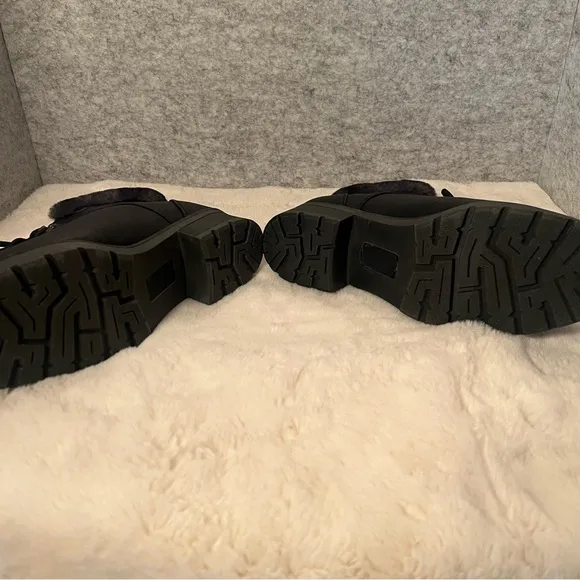 SOUL Naturalizer black combat‎ boot with faux fur