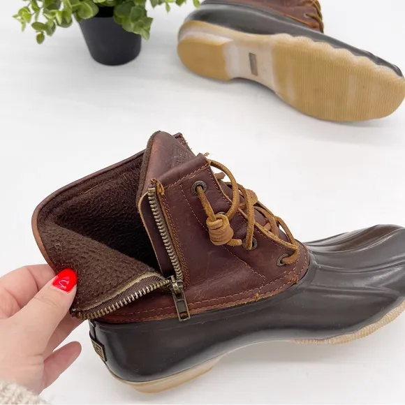 Sperry Womens Saltwater Duck Boot Waterproof Leather Rubber size 7 Brown Outdoor