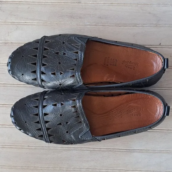 Spring Step Fusaro Comfort Black leather Cut Outs Everyday Quality loafer Flats