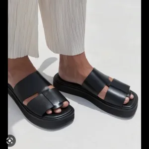 St. Agni Utility Flat-form Slip-on Sandals NWT