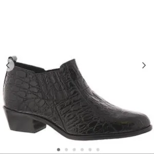 Stacy Adams Sandino Snakeskin Boots