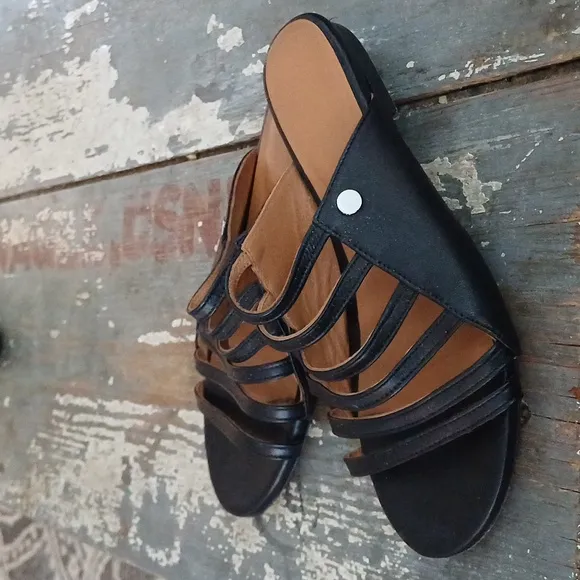 STAUD Emma black slip on leather sandals 36 6