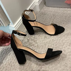 Steve Madden Bella sandals black size 8.5