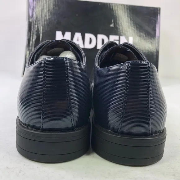 STEVE Madden Crakke Navy Patent Leather Shoes