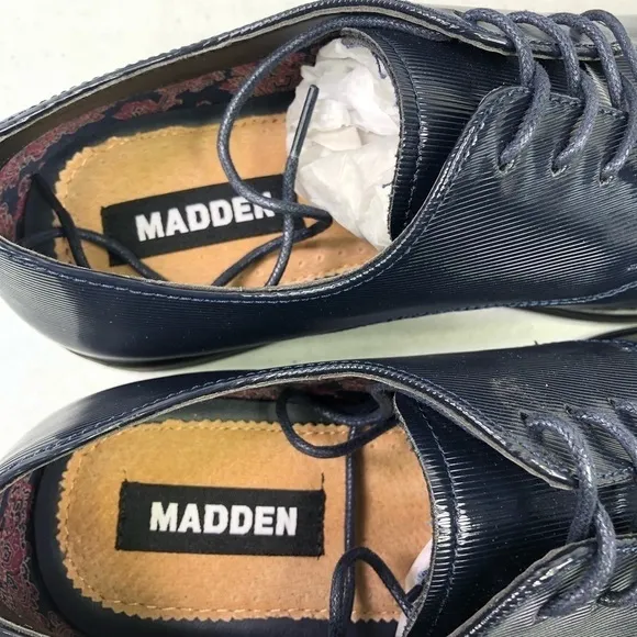 STEVE Madden Crakke Navy Patent Leather Shoes