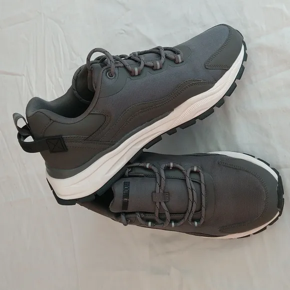 Steve Madden Gray Athletic Running Shoes with Breathable Mesh Men's Sz 10