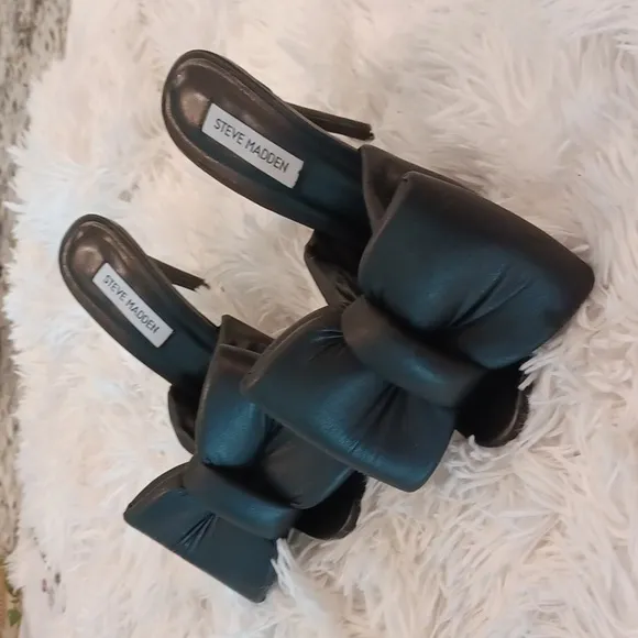 Steve Madden Indulge 100% Soft Leather Sandals Oversized Dramatic Bow! NEW SZ 7