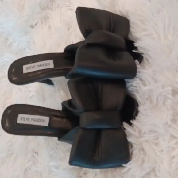 Steve Madden Indulge 100% Soft Leather Sandals Oversized Dramatic Bow! NEW SZ 7