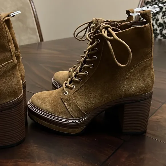 Steve Madden Women SHERIDAN BROWN SUEDE