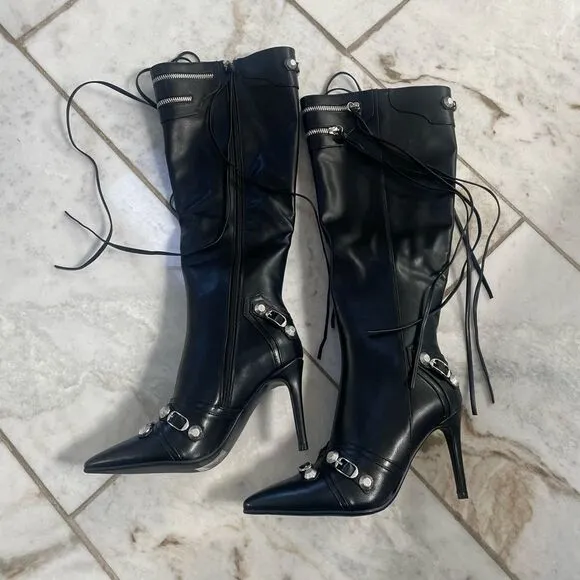 Stilleto fringe boots