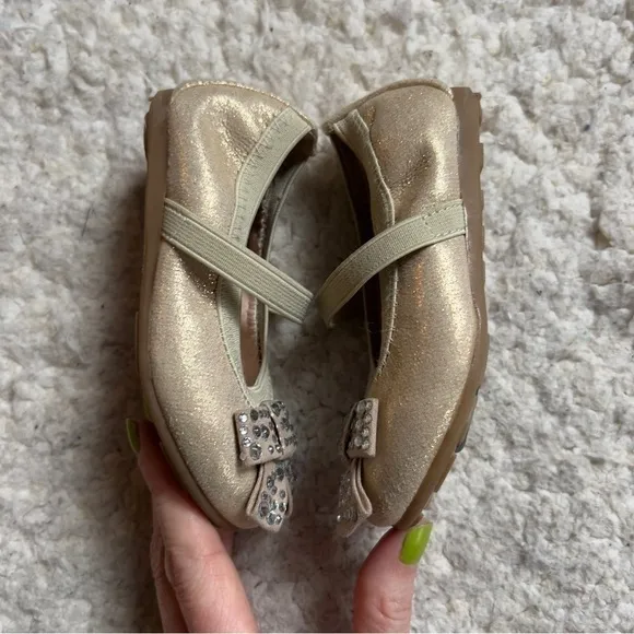 Stuart Weitzman Fannie Stardust Mary Jane Gold Sparkle Baby Ballets Sz 5