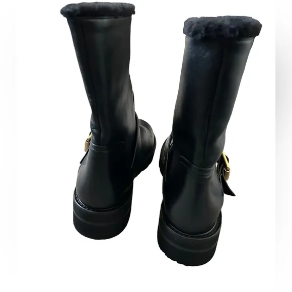 Stuart Weitzman RYDER LIFT CHILL BOOTIE  Size 10 . Please read