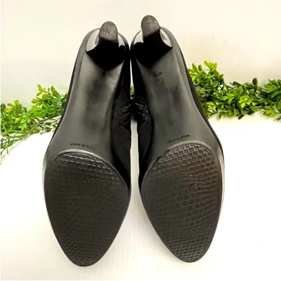 STUART WEITZMAN'Gorgeous' Black Gore Tex Waterproof Booties Sz 8