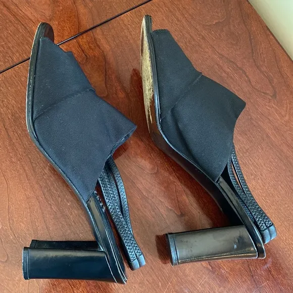 Stuart Weiztman Synergy 90’s Black Elastic Open Toe Sling Back Heels Size 9.5