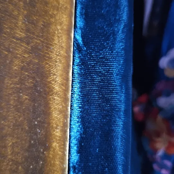 STUNNING VELVET DUSTER COAT*