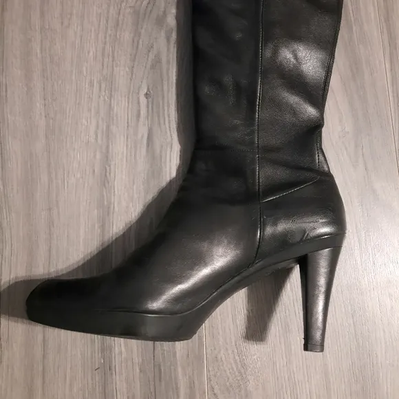 Tall Platform Matrix Boots Size 9