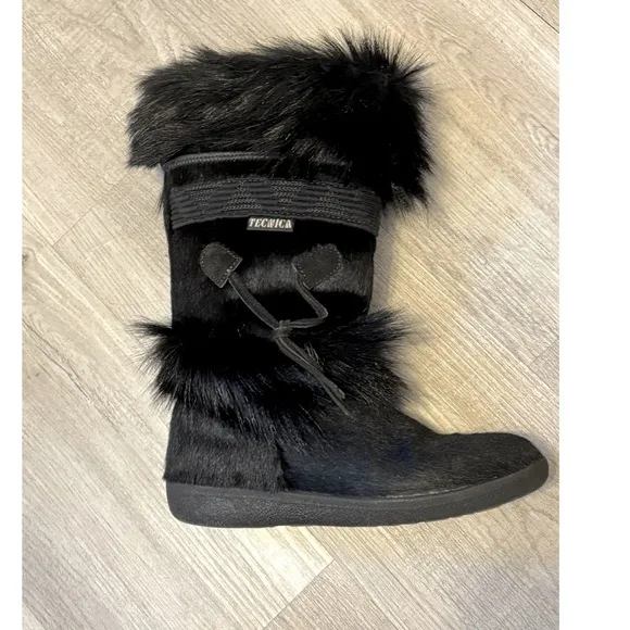 Tecnica fur black winter boots made in Italy for cold winter outdoors Size 6.5