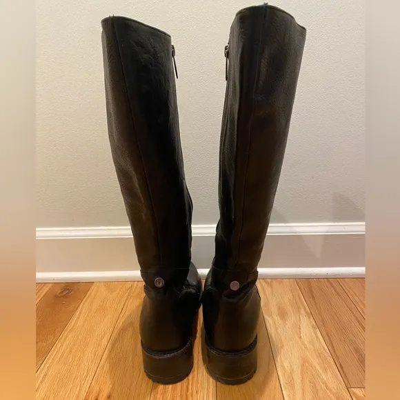 Ted&amp;Muffy Triton Black Leather Boot Size 10
