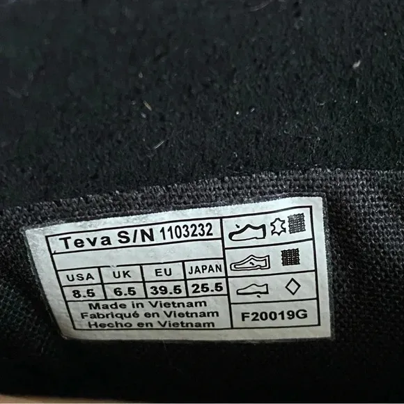 TEVA Anaya Tall Waterproof Boot Black Sz 8.5 ‼️FLAW Read