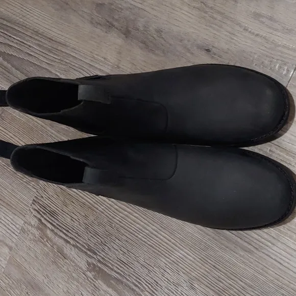 Teva Ellory Black Pull On Waterproof Ankle Boots Size 7.5