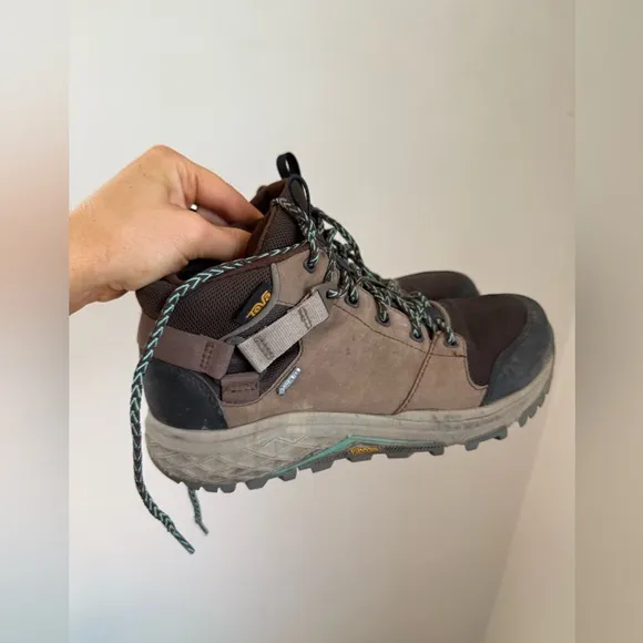 Teva Grandview GTX Hiking Boots 8.5