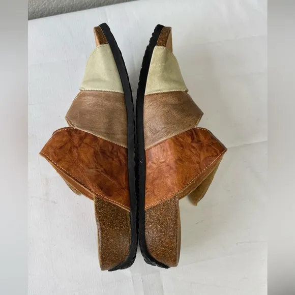 Think! Multiple Leather Strap Slip on Sandals Size 40/9.5