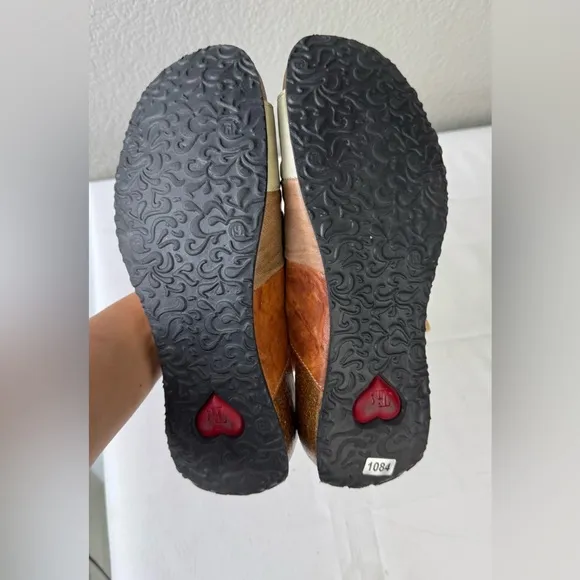 Think! Multiple Leather Strap Slip on Sandals Size 40/9.5
