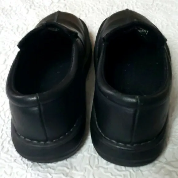Thom McAn Black Leather Marcos Loafer Shoe, Comfort slip-on. Size 8