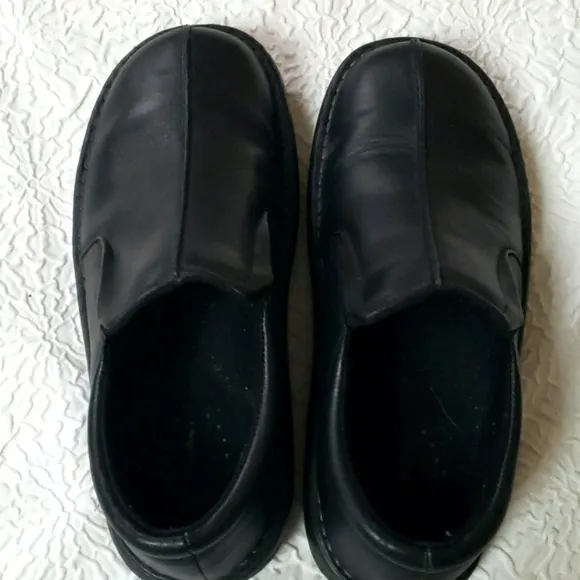 Thom McAn Black Leather Marcos Loafer Shoe, Comfort slip-on. Size 8