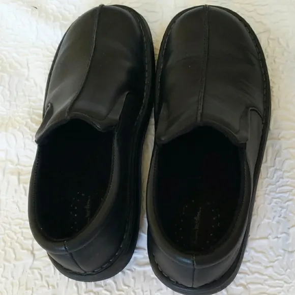 Thom McAn Black Leather Marcos Loafer Shoe, Comfort slip-on. Size 8