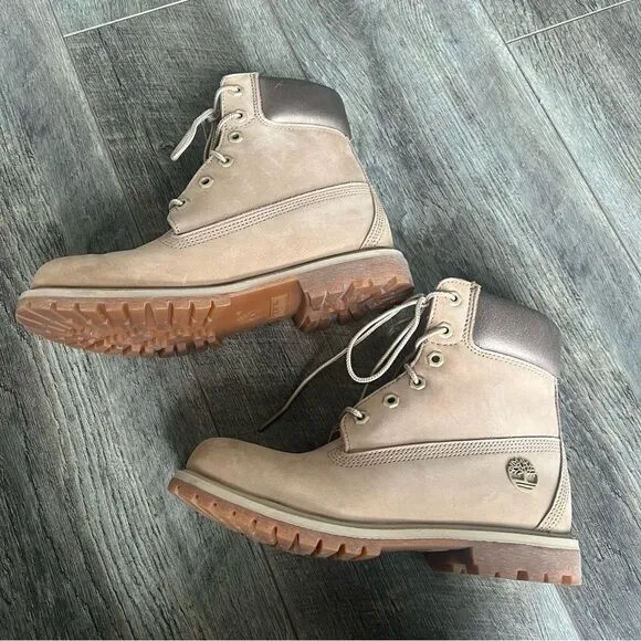 Timberland Classic 6” Premium Satin Taupe Boots Size 7.5 Anti-fatigue Lace Up