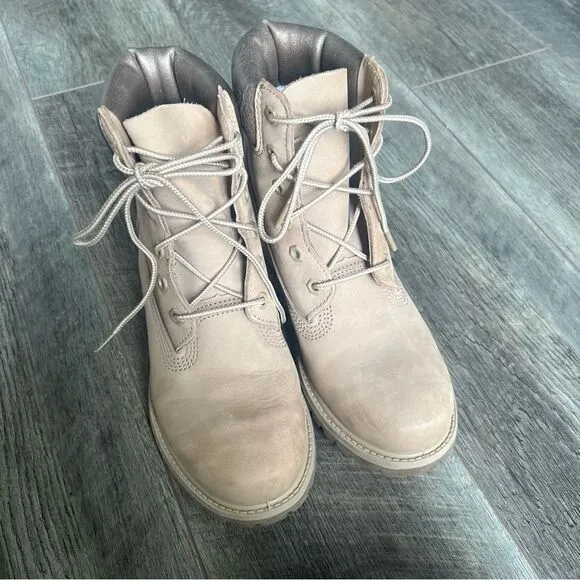 Timberland Classic 6” Premium Satin Taupe Boots Size 7.5 Anti-fatigue Lace Up