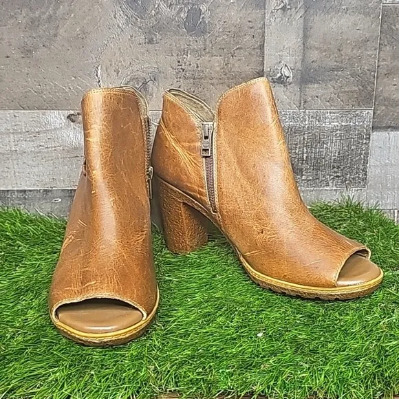 Timberland ’Glancy’ Ruched Peep Toe Boots | 9.5