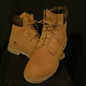 Timberland Men's 6&quot; Inch Waterproof Basic Boots Size 9.5  18094